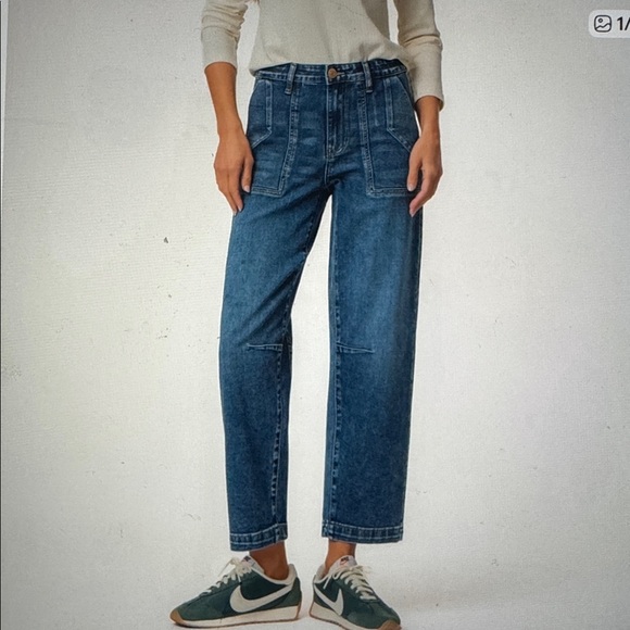 Kut from the Kloth Ashton Barrel Leg high rise Cropped Jeans Womens 12 pockets - Picture 2 of 16